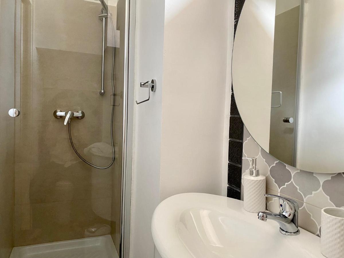 איסרניה Casa Vacanze Fontana Fraterna מראה חיצוני תמונה
